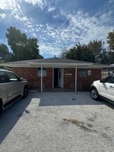 418 Beauty Ln, Whitesboro, TX for lease Interior Photo- Image 1 of 13