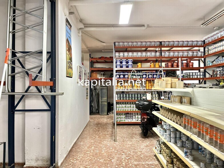 Retail in Hospital de Órbigo, León for sale - Building Photo - Image 3 of 4