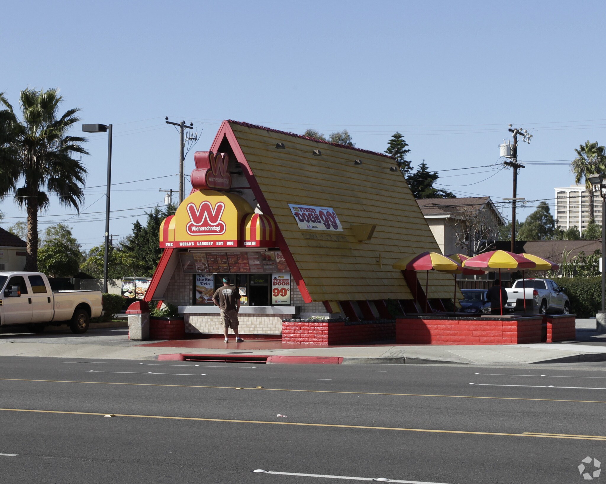 1951 Harbor Blvd, Costa Mesa, CA for sale Primary Photo- Image 1 of 1