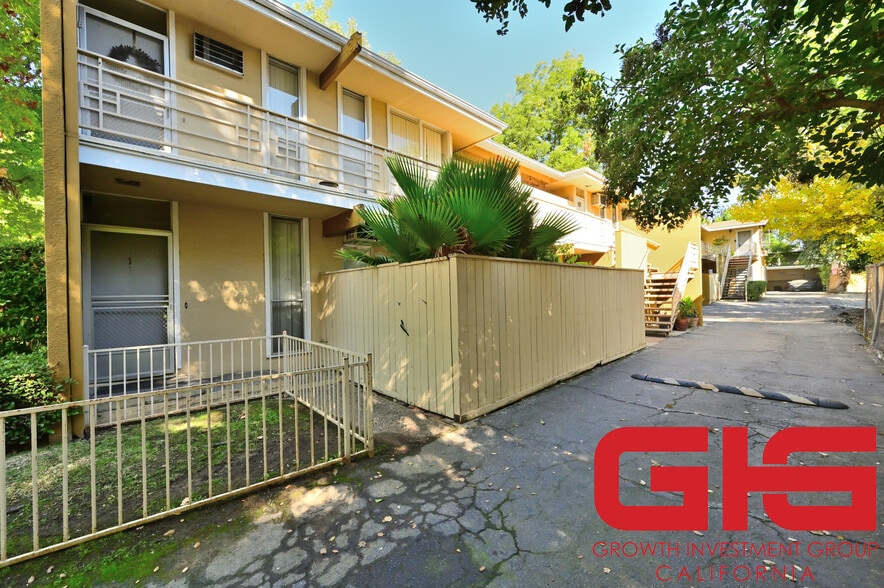 MADISON PARK - 6 Buildings Large Lots portfolio of 6 properties for sale on LoopNet.com - Building Photo - Image 3 of 15