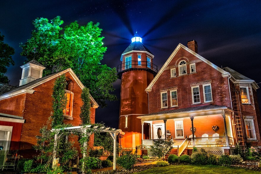 18 Clearview Ave, Hilton, NY for sale - Primary Photo - Image 1 of 1