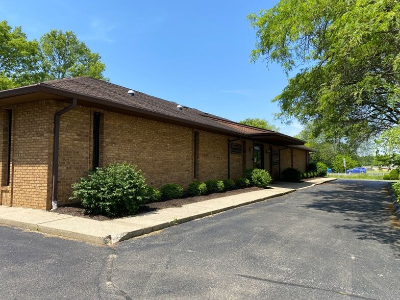 5928-5932 Springboro Pike, Dayton, OH for lease - Building Photo - Image 3 of 7