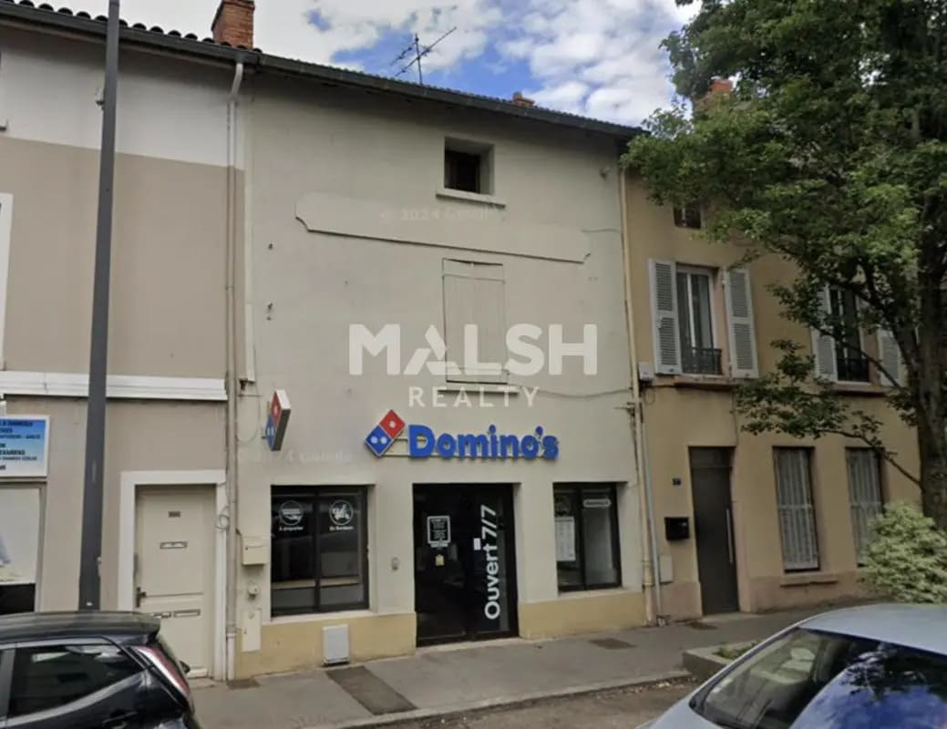 Retail in Saint-Genis-Laval for sale Building Photo- Image 1 of 16