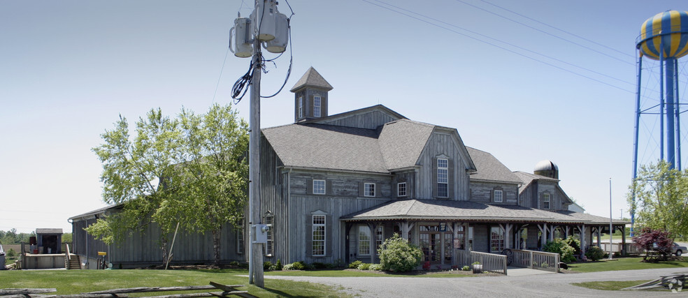 7007 Dutch Country Ln, Millersburg, OH for sale - Primary Photo - Image 1 of 1