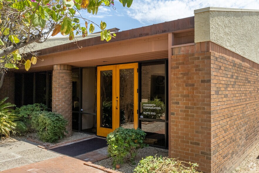 1130 E Missouri Ave, Phoenix, AZ for lease - Building Photo - Image 3 of 6