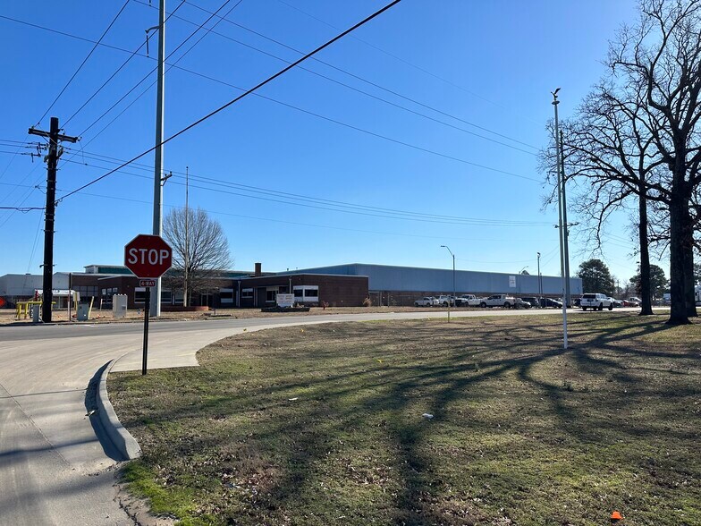 4601 Newlon Rd, Fort Smith, AR for lease - Building Photo - Image 3 of 20