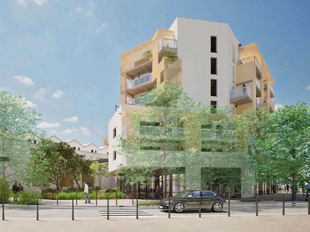 Retail in Angers for lease Building Photo- Image 1 of 7