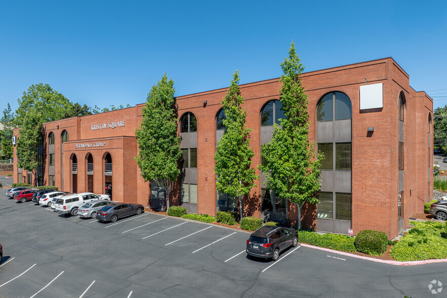 9500 SW Barbur Blvd, Portland, OR for lease - Building Photo - Image 1 of 11