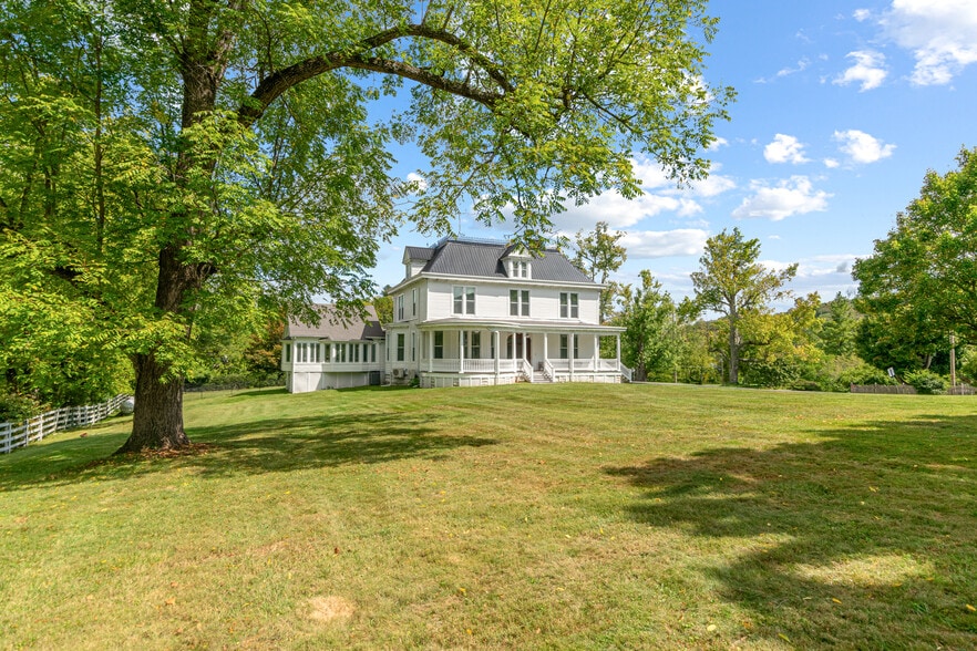 639 Tower St, Tazewell, VA for sale - Building Photo - Image 3 of 99