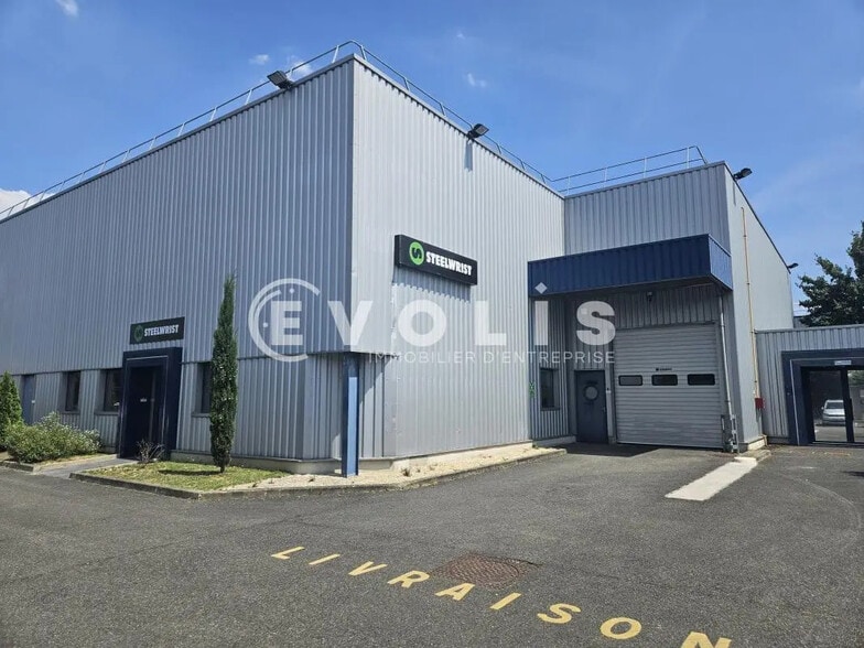 3 Rue Ampère, Chilly-Mazarin for lease - Building Photo - Image 1 of 1