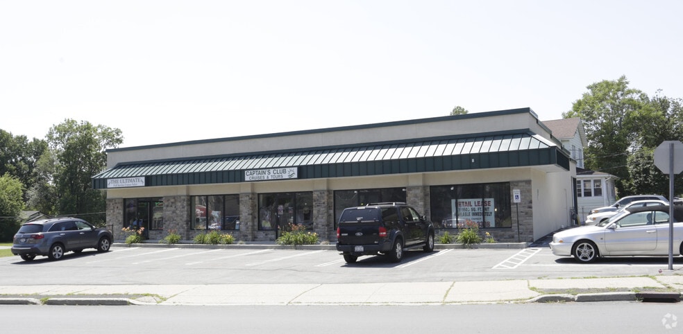 334 E Main St, Middletown, NY for sale - Primary Photo - Image 1 of 1