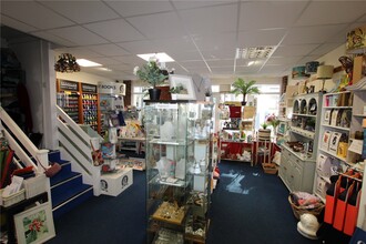 47 High St, Shaftesbury for lease Interior Photo- Image 1 of 8