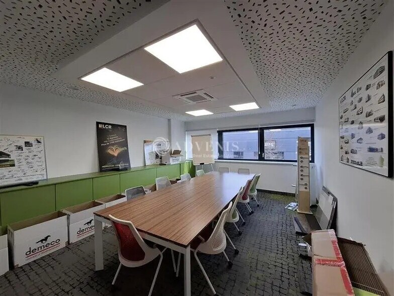 Office in Nancy for lease - Interior Photo - Image 1 of 11