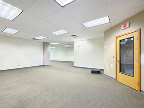 228 W 1st St, Port Angeles, WA for lease Interior Photo- Image 1 of 39