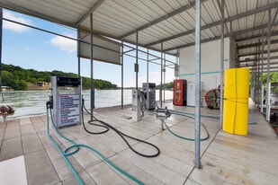 17 Aschoff Rd, Eldon MO - Airbnb Property