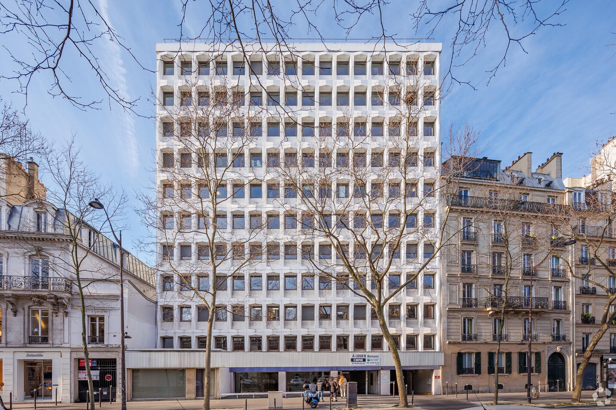 50 Avenue Daumesnil, Paris for lease Primary Photo- Image 1 of 4