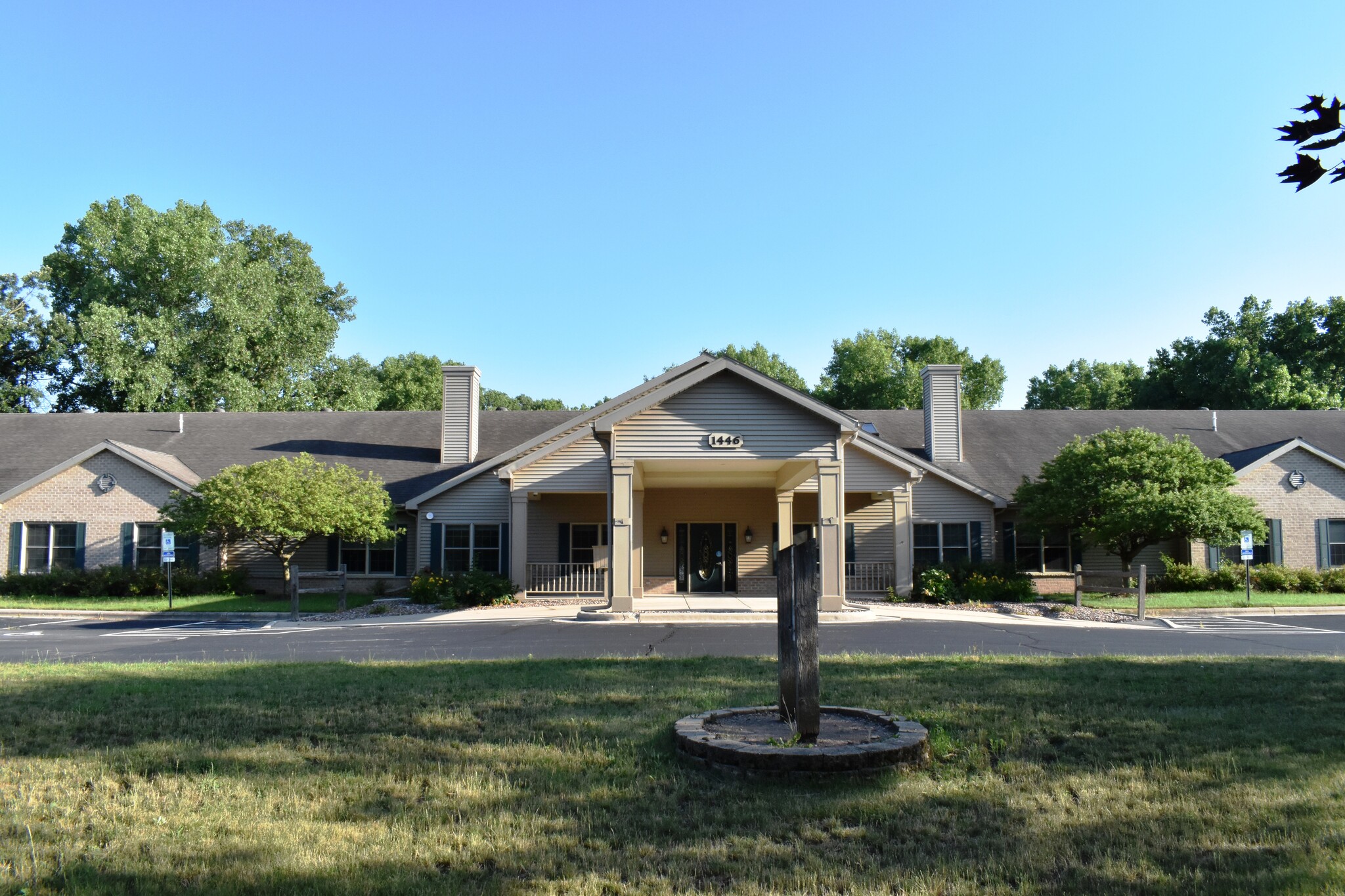 1446 Lynn Ave, Fond Du Lac, WI for sale Building Photo- Image 1 of 1