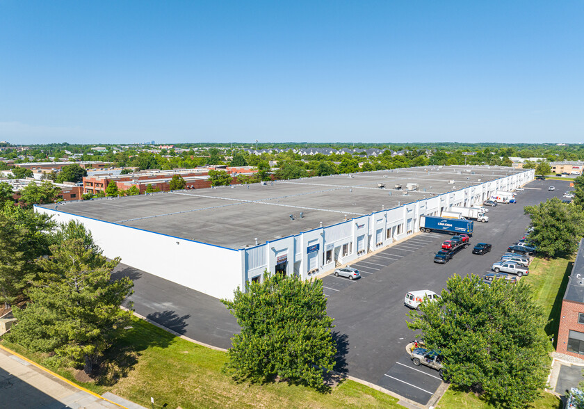 4260-4264 Entre Ct, Chantilly, VA for lease - Building Photo - Image 2 of 9