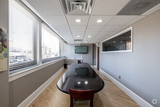 366-386 Main St, Middletown, CT for lease Interior Photo- Image 2 of 10