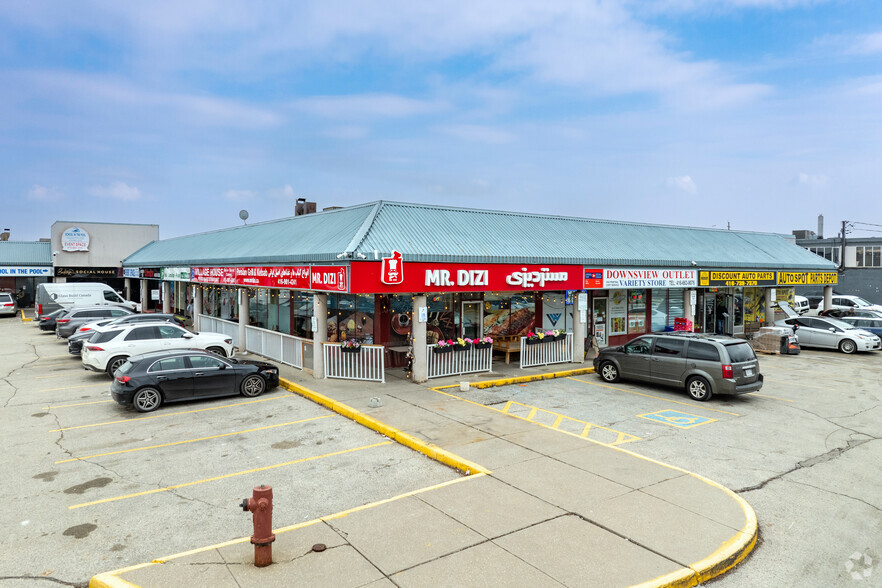 1027 Finch Ave W, Toronto, ON for sale - Primary Photo - Image 1 of 1