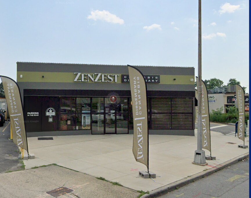 27206 Union Tpke, New Hyde Park, NY for sale Primary Photo- Image 1 of 1