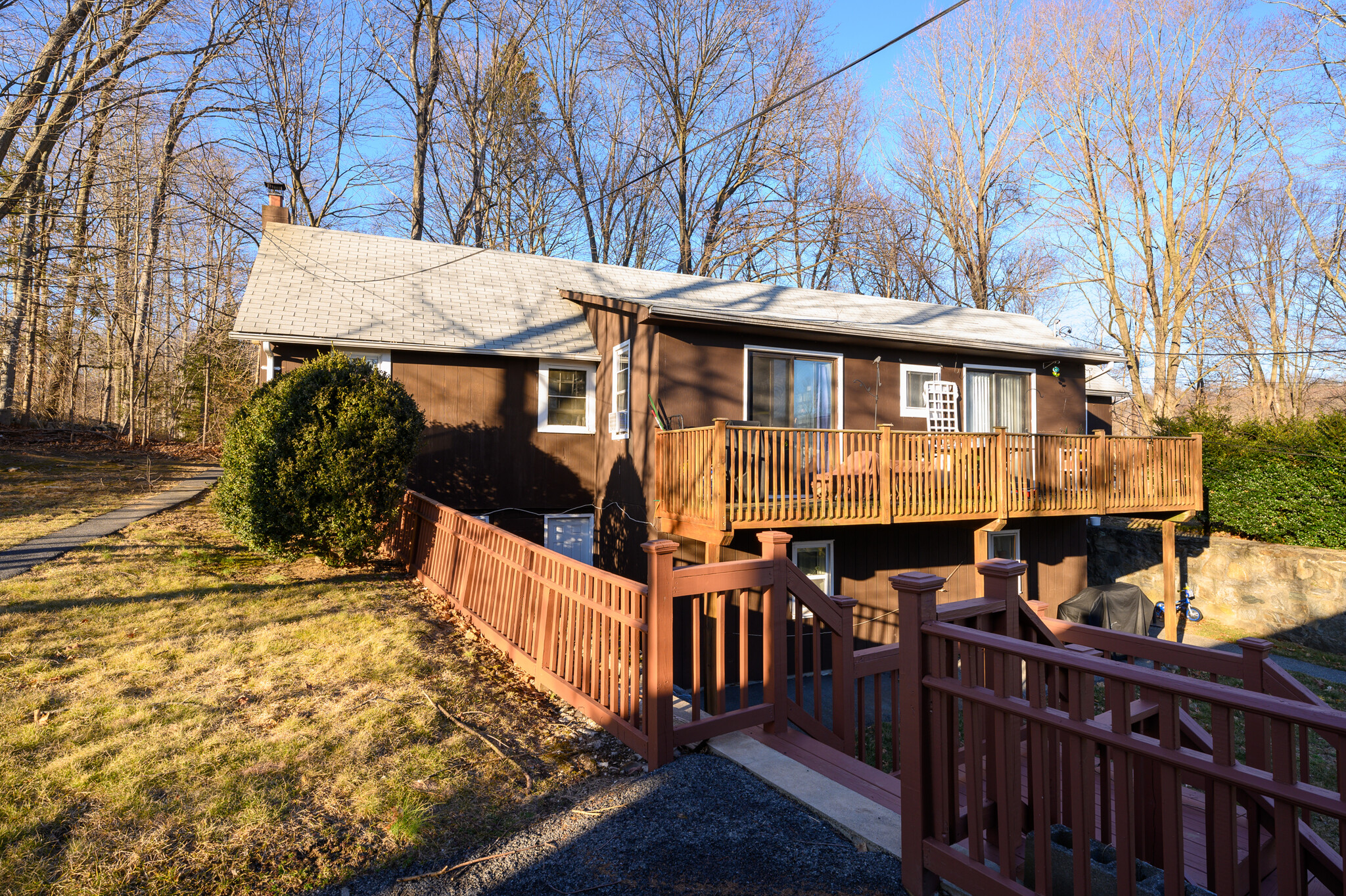 5 Baker St, Mohegan Lake, NY 10547 - 5-7-9 Baker St | LoopNet