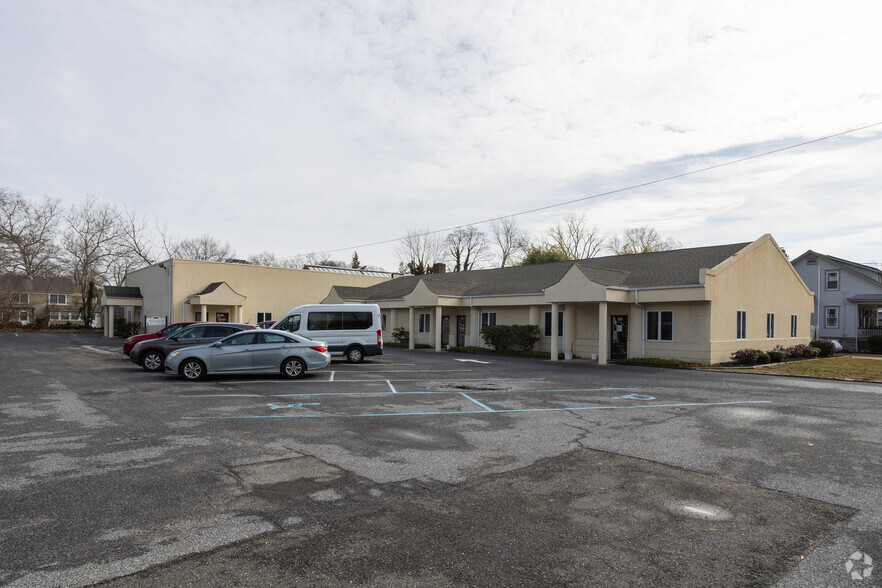 285 S Church St, Moorestown, NJ for lease - Building Photo - Image 1 of 3