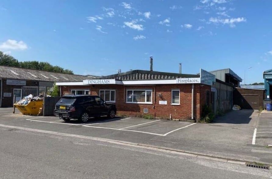 18-20 Newton Rd, Salisbury for sale - Primary Photo - Image 1 of 1