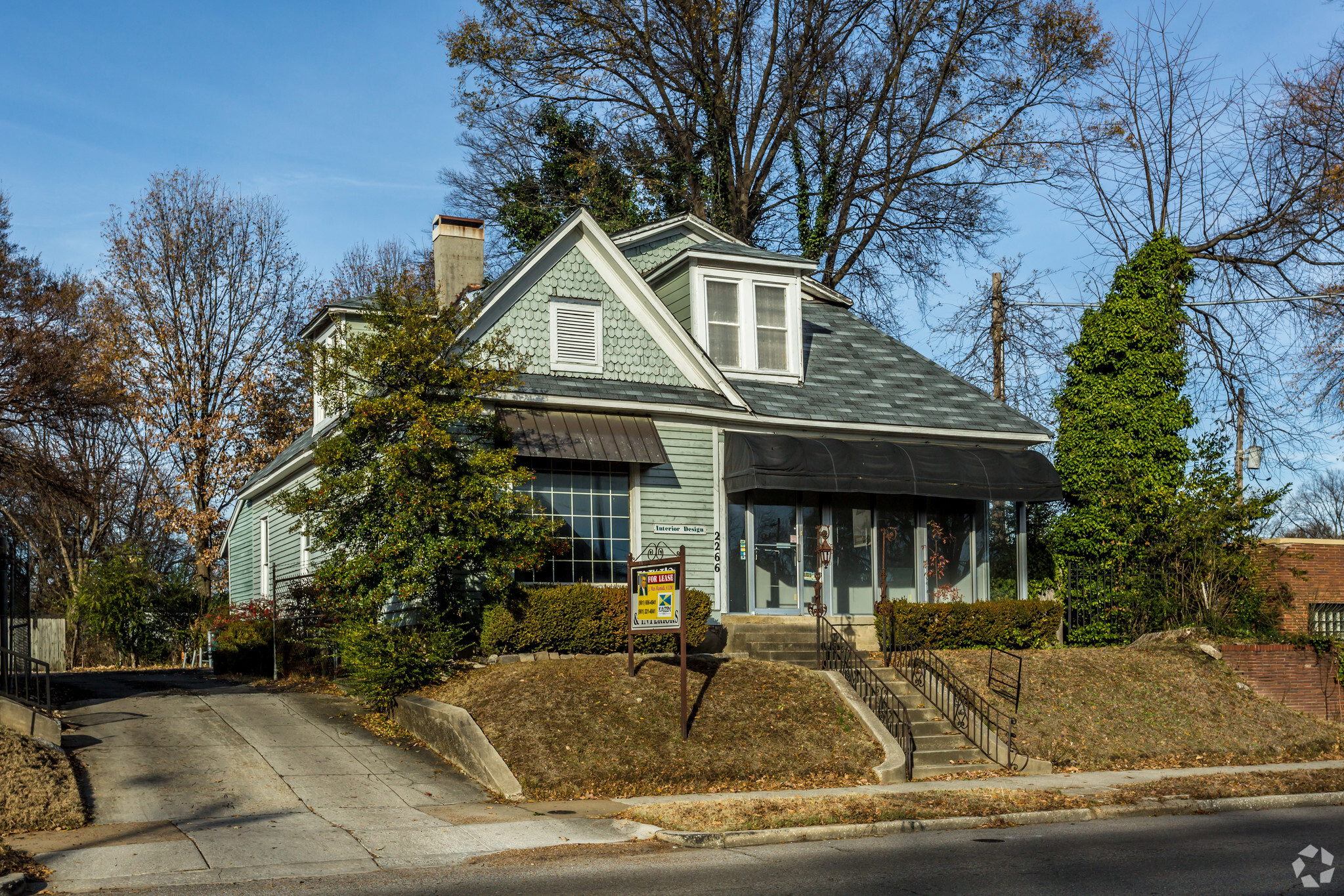 2266 Central Ave, Memphis, TN for lease Primary Photo- Image 1 of 13