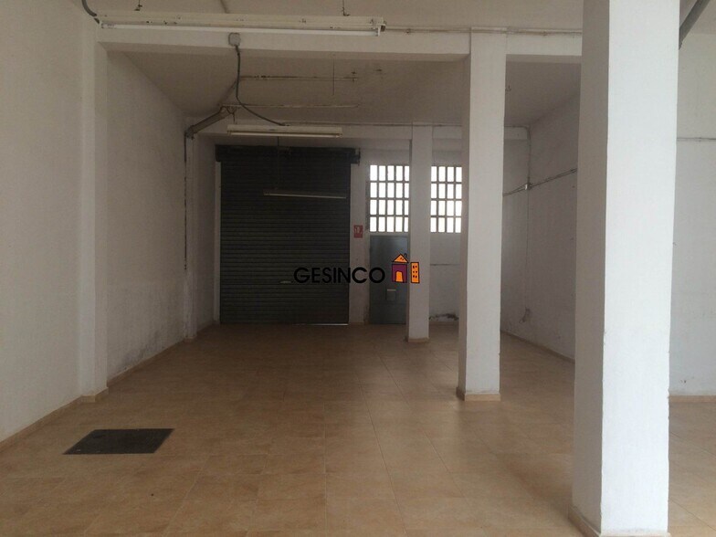 Retail in Ontinyent, Valencia for lease - Building Photo - Image 2 of 3