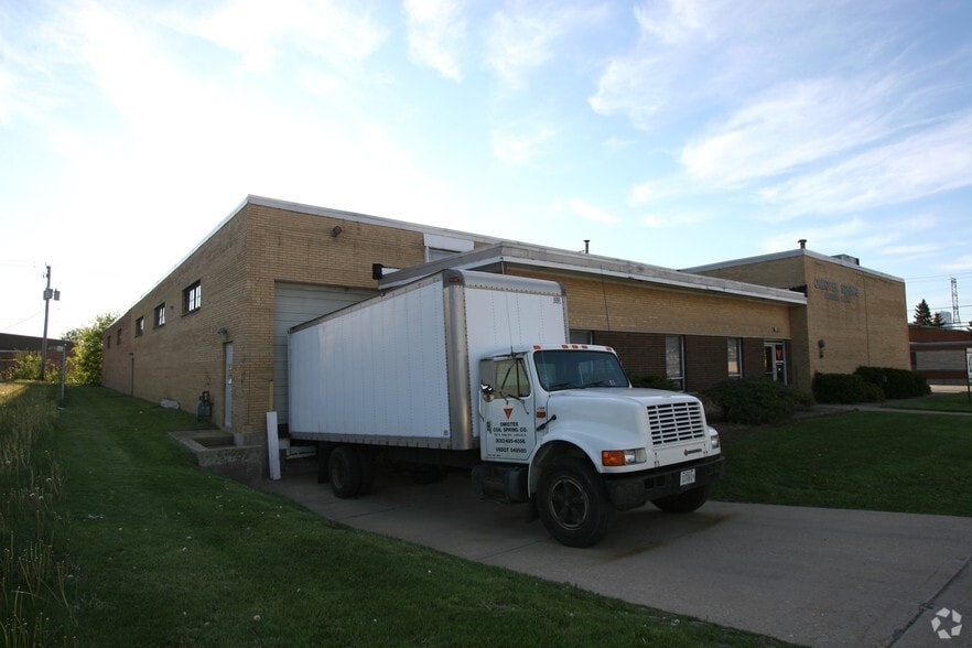 930 Kay Ave, Addison, IL for sale - Primary Photo - Image 1 of 1