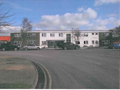 15 Maple Rd, Eastbourne for lease - Primary Photo - Image 1 of 1