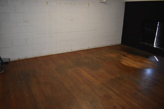 654 S Anderson St, Los Angeles, CA for lease Interior Photo- Image 1 of 14