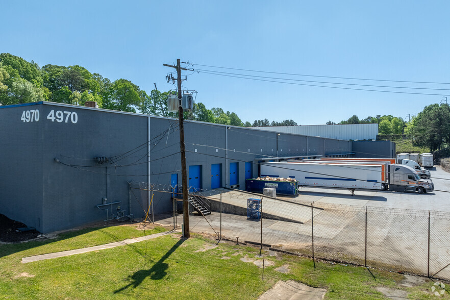 4970 Fulton Industrial Blvd SW, Atlanta, GA for lease - Building Photo - Image 2 of 5