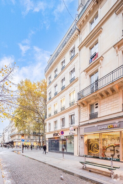 42 Boulevard De Sébastopol, Paris for lease - Building Photo - Image 2 of 4