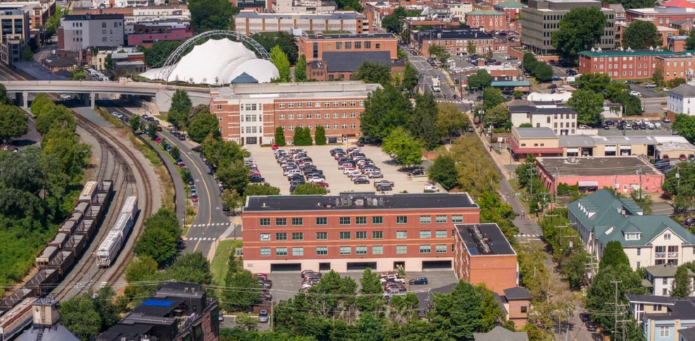 100 10th St, Charlottesville, VA for sale - Building Photo - Image 2 of 24