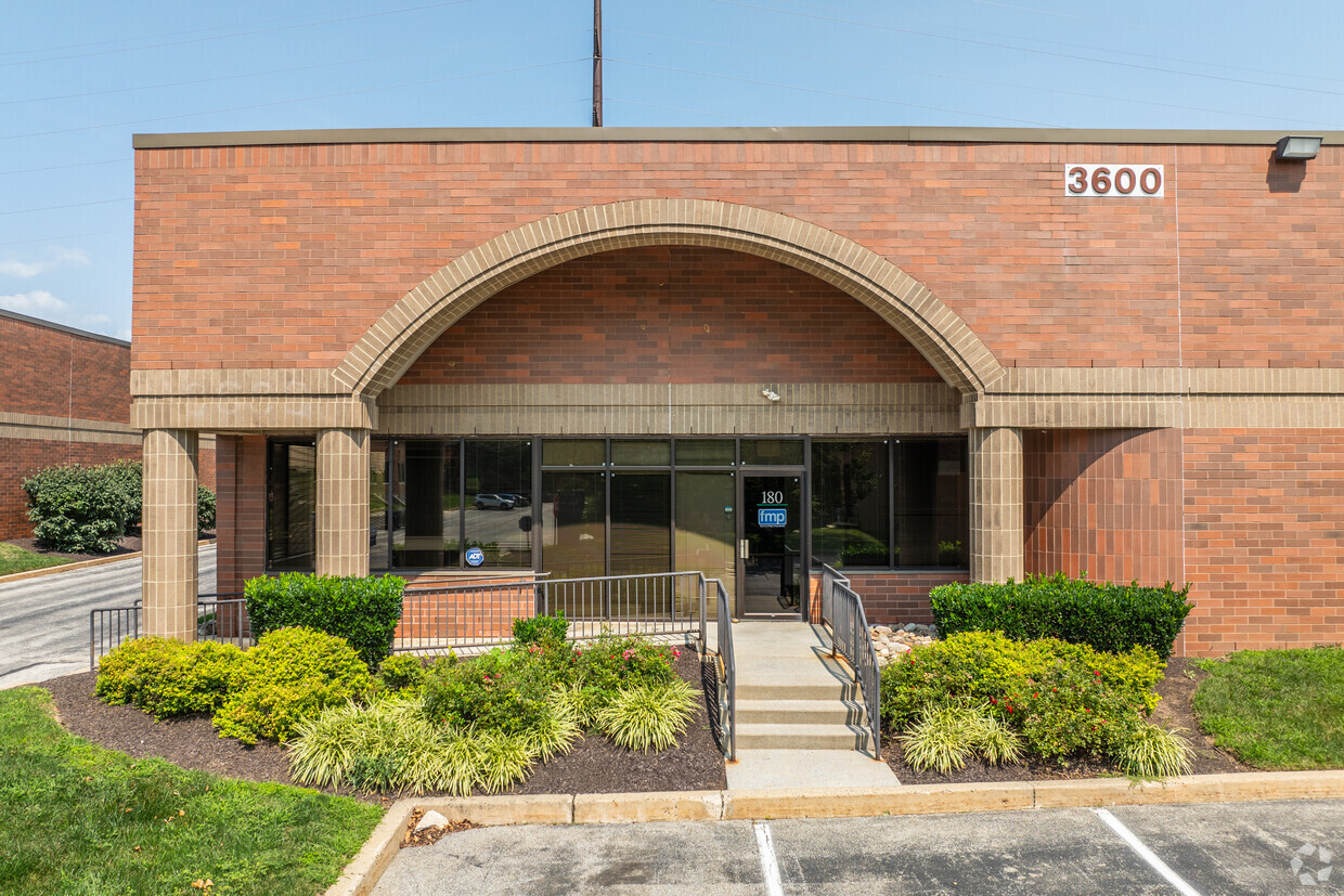 2500 Renaissance Blvd, King Of Prussia, PA for lease Building Photo- Image 1 of 9