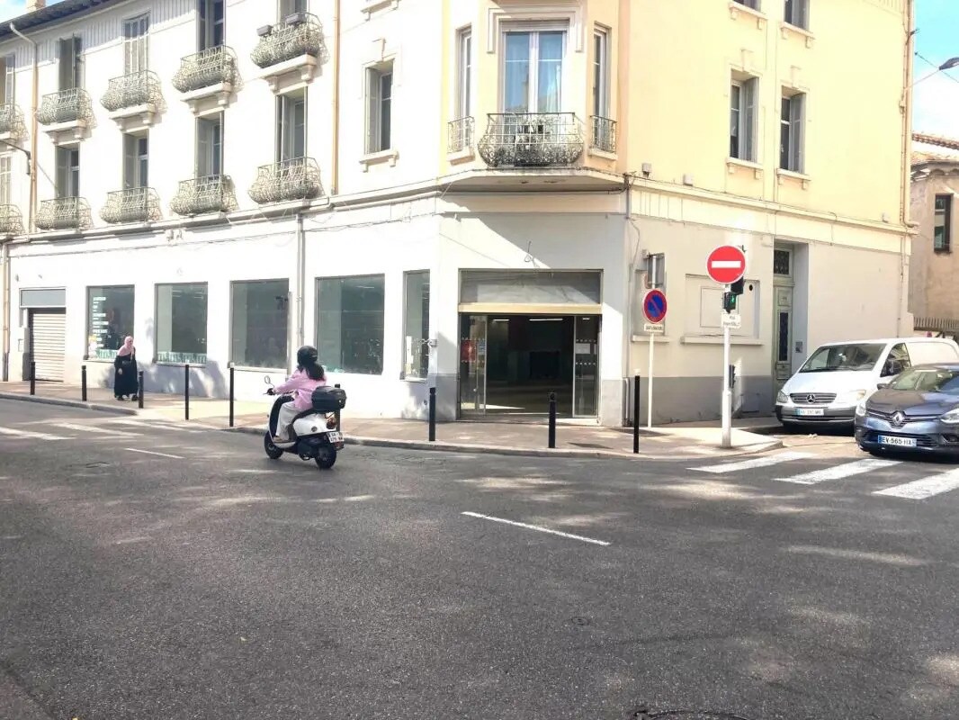 71 Boulevard De La République, Cannes for lease Building Photo- Image 1 of 11