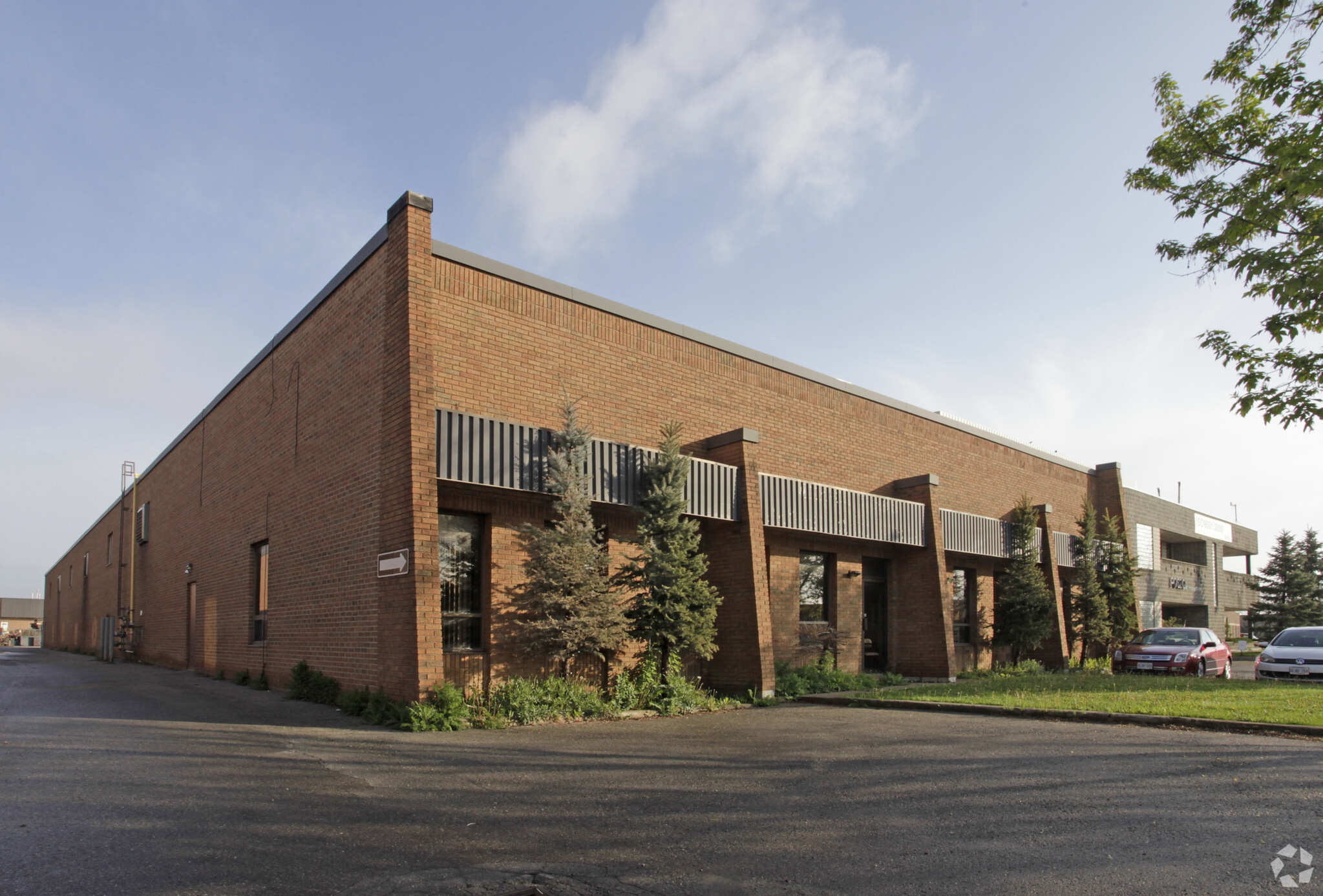 217 Wilkinson Rd, Brampton, ON for lease Primary Photo- Image 1 of 3