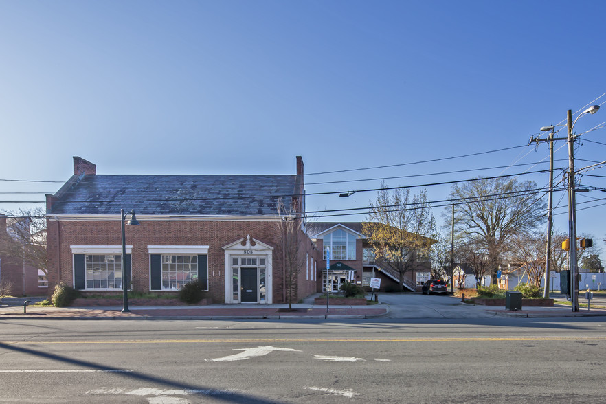 505 W Franklin St, Chapel Hill, NC for sale - Building Photo - Image 1 of 1