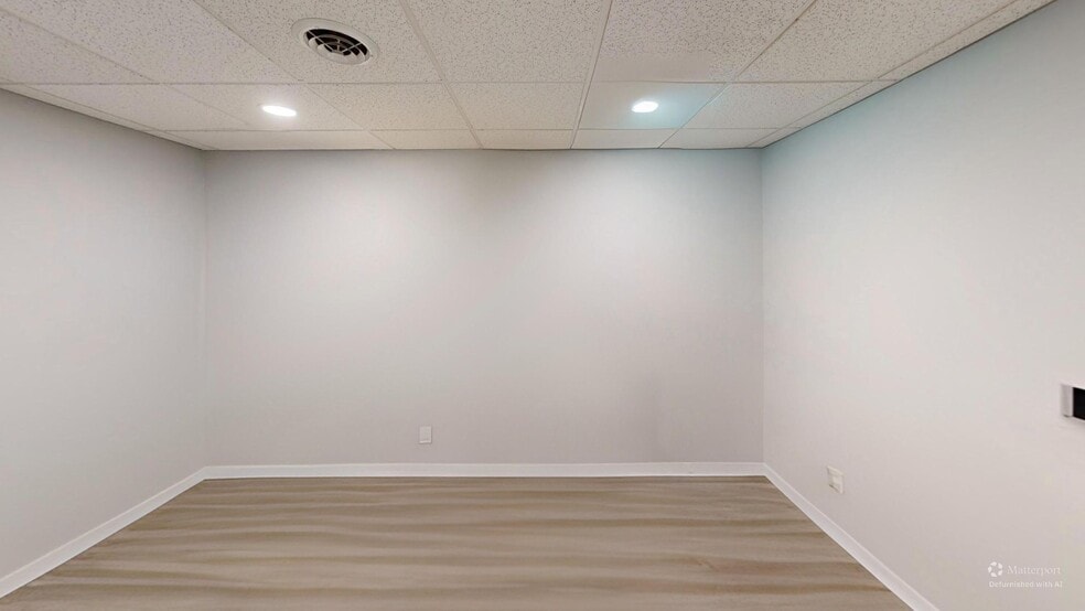 520 Spring St, Fort Wayne, IN for sale - Building Photo - Image 3 of 12