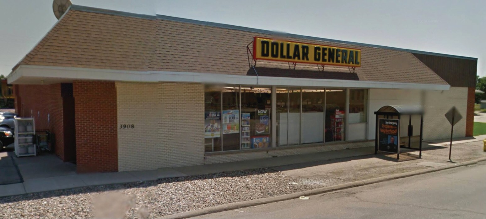 3908 Floyd Blvd, Sioux City, IA 51108