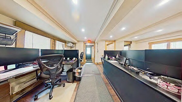 139 Route 526, Allentown, NJ for sale - Interior Photo - Image 3 of 26