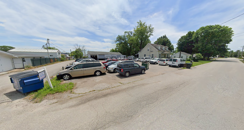 320 Depot St, Saint Peters, MO for sale - Building Photo - Image 2 of 4