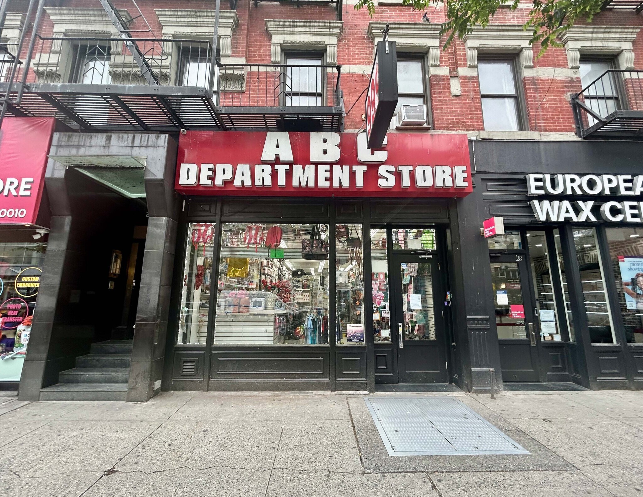 26 W 125th St, New York, NY for lease Interior Photo- Image 1 of 2