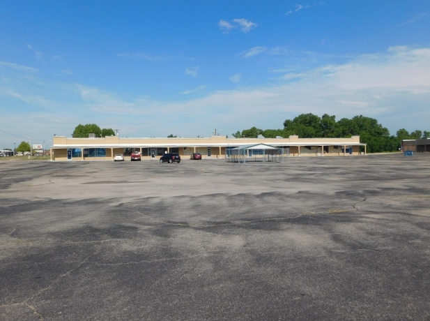 1300 E Central Blvd, Anadarko, OK for sale Building Photo- Image 1 of 6