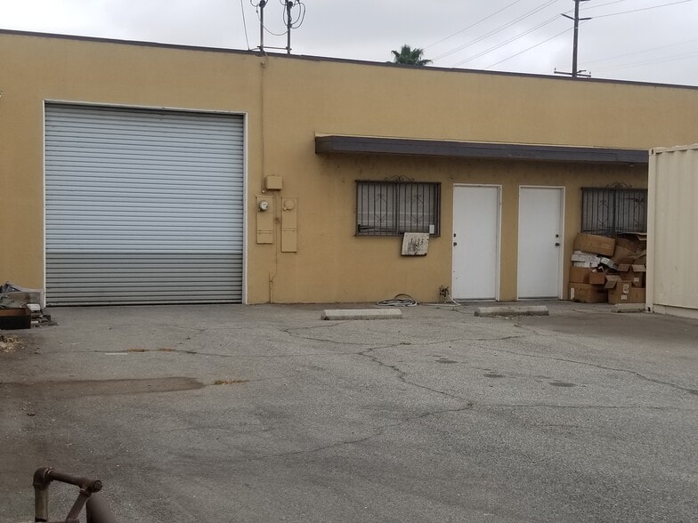 1217 N Azusa Canyon Rd, West Covina, CA for sale - Primary Photo - Image 1 of 2