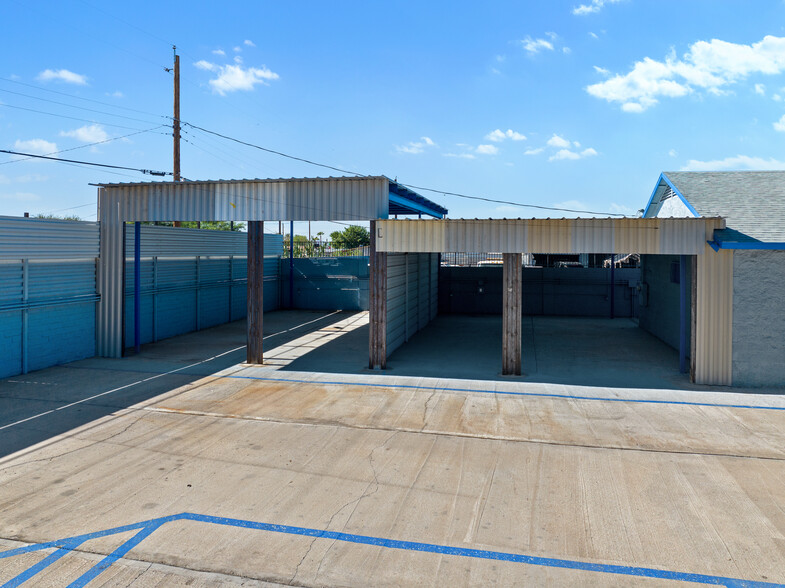 1605 W Broadway Rd, Phoenix, AZ for sale - Building Photo - Image 3 of 6