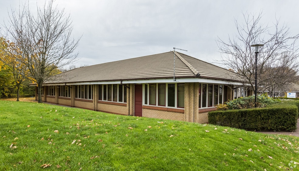 Hampton Ct, Runcorn for lease - Building Photo - Image 3 of 3