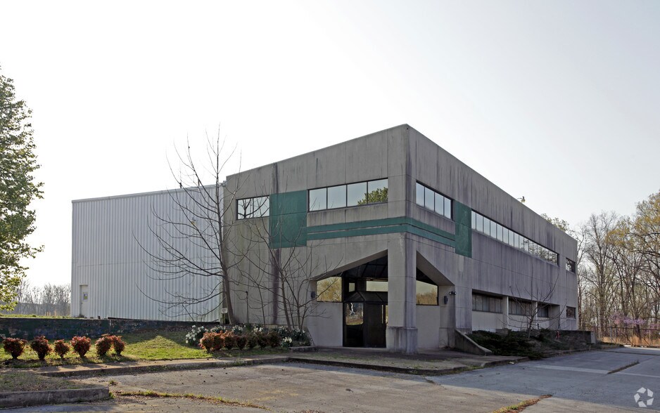 500 Rufe Taylor Rd, Greeneville, TN 37745